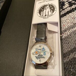 VINTAGE Magic Kingdom  Watch